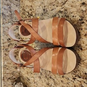 Abeo Biana Tan Sandals size 9
